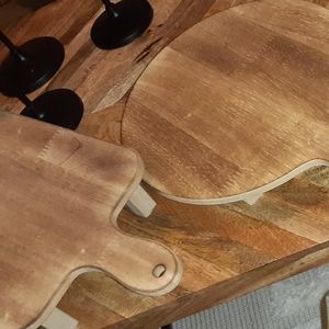 Set of two cutting board risers